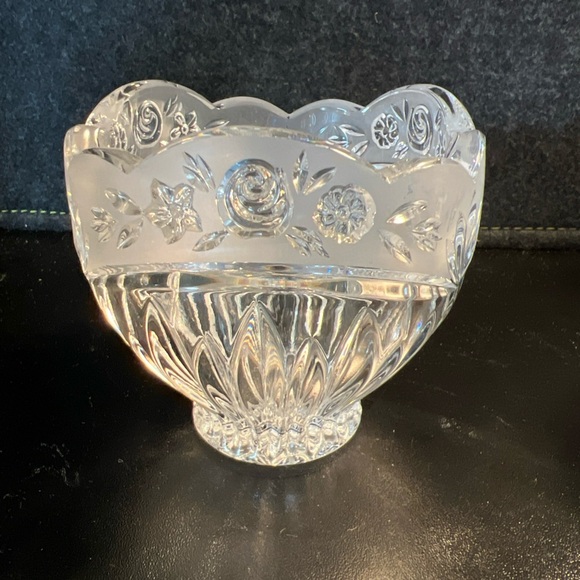 Oneida SOUTHERN‎ GARDEN Crystal Potpourri Bowl Votive Candle Holder-3.75”X3.75” - Picture 3 of 8